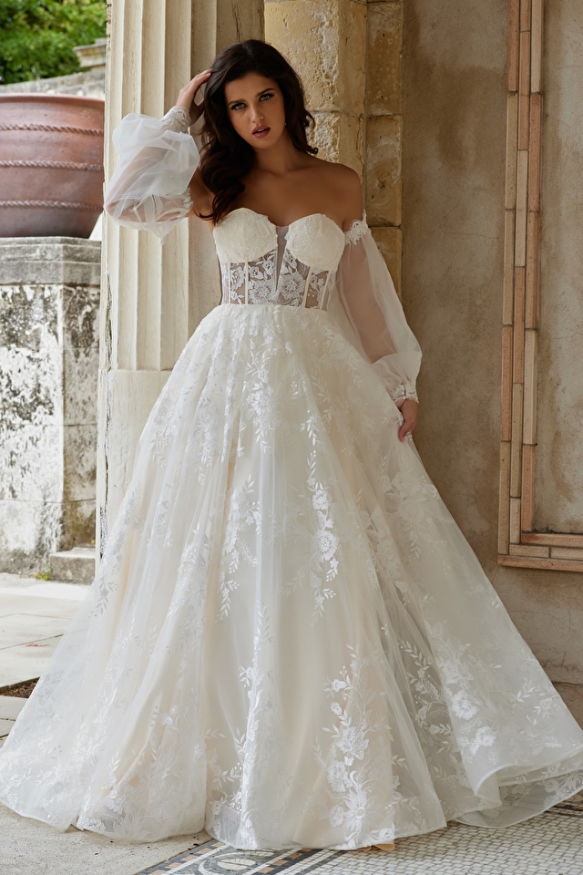 Nellia Cap Sleeve Lace Wedding Dress | Dreamers and Lovers