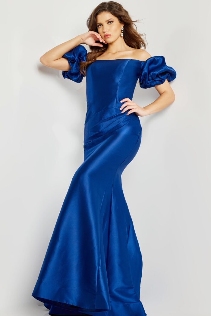 Model wearing Strapless Ruched Mermaid Formal Gown 08361