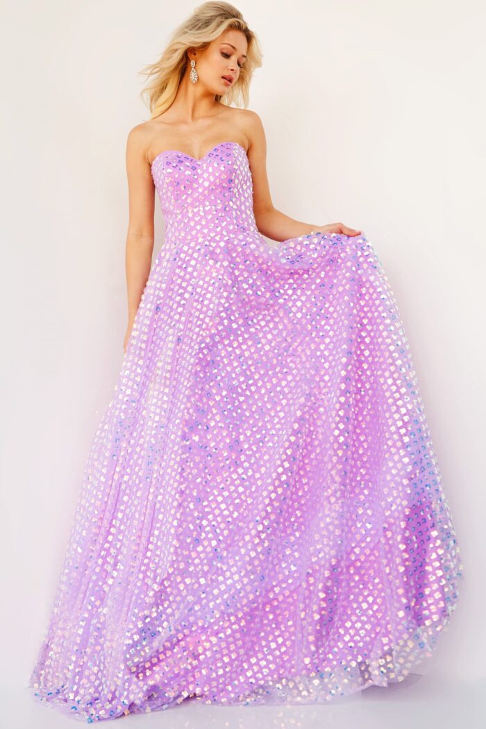 Model wearing Jovani 08605 Lilac Strapless Sweetheart Neck Gown