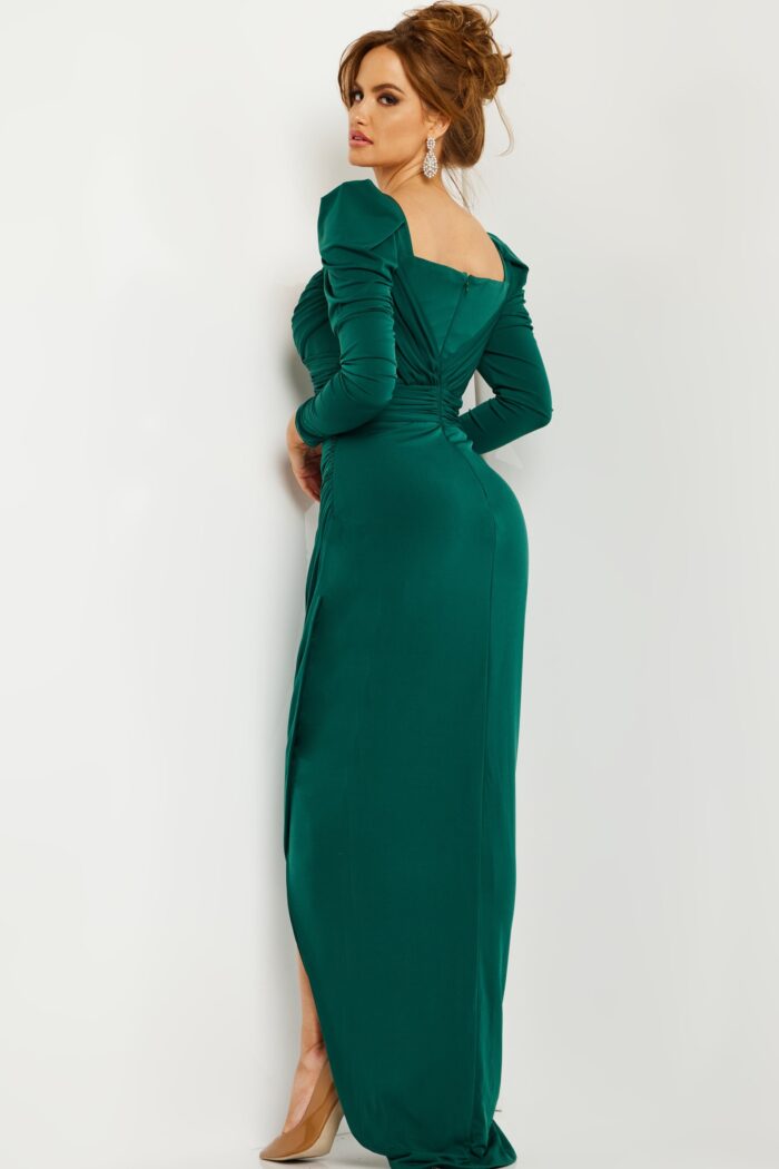 Model wearing Green Jersey Long Formal Fitted Gown 09763