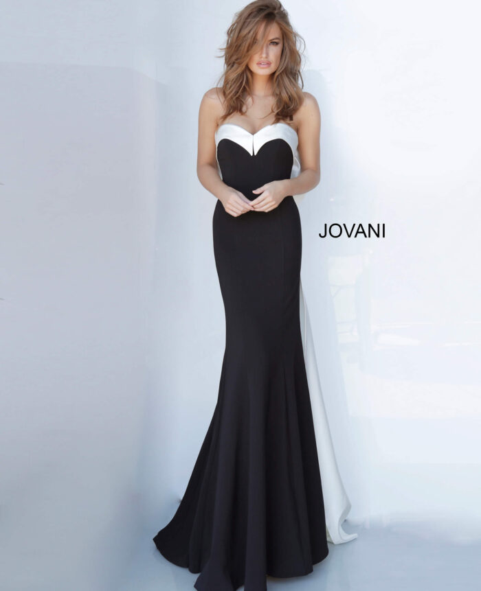 Model wearing Jovani 12020 Strapless Sweetheart Neckline Dress