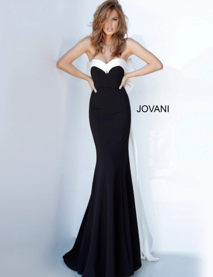 Model wearing Jovani 12020 Strapless Sweetheart Neckline Dress