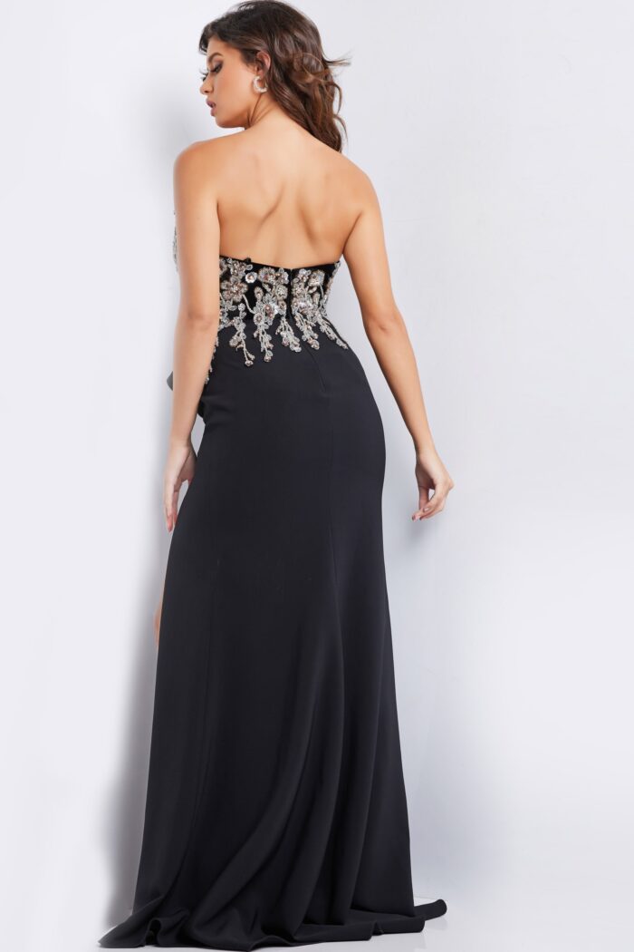 Model wearing Black Embellished Bodice Fitted Dress 23938