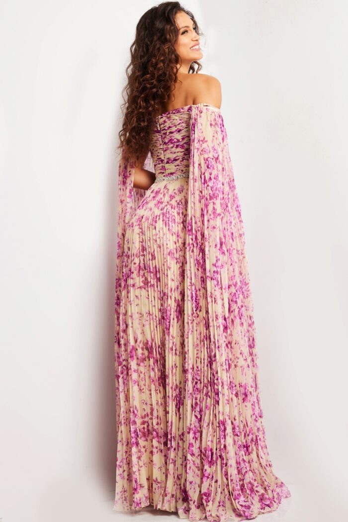 Model wearing Print Off the shoulder Pleated Maxi Dress 26141