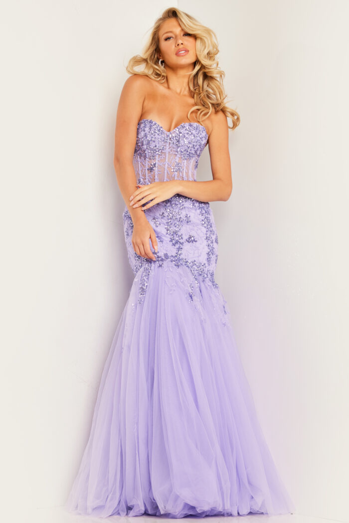 Model wearing Lilac Sweetheart Neckline Mermaid Dress 37249