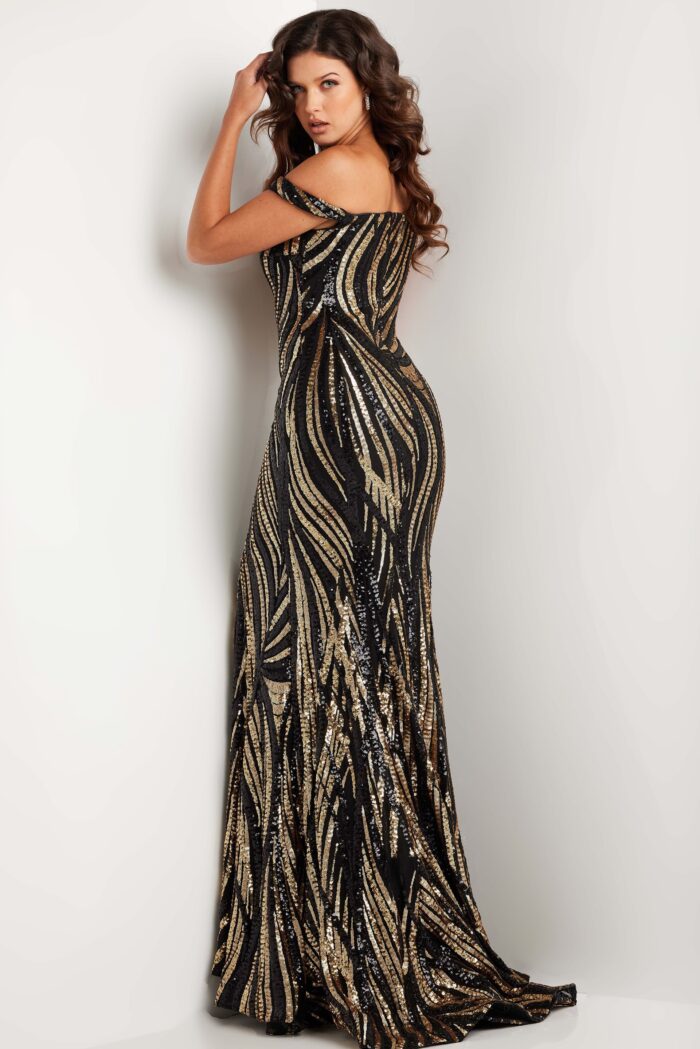 Model wearing Beaded Mermaid Dress 37351