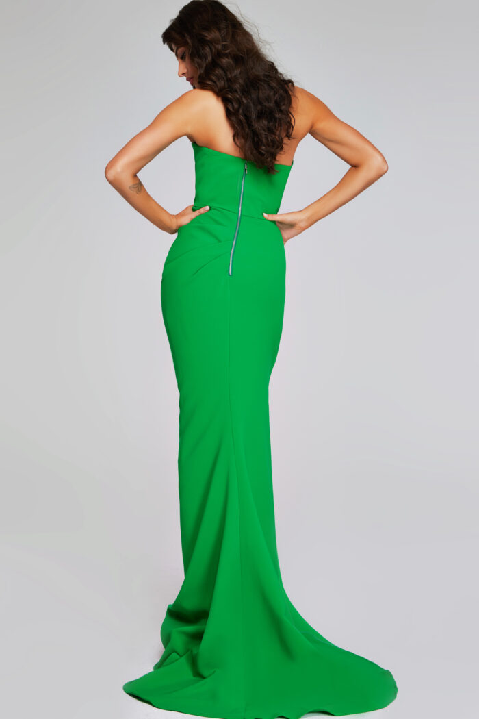 Model wearing Classic Green One-Shoulder Mermaid Dress 40301