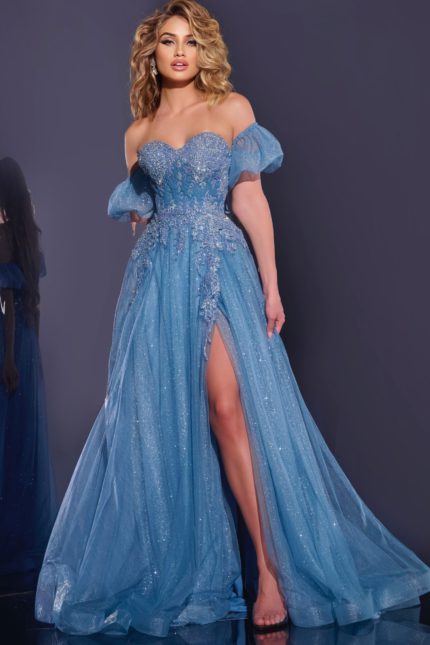 Model wearing Jovani 40474 blue gown with sweetheart neckline and puff sleeves.