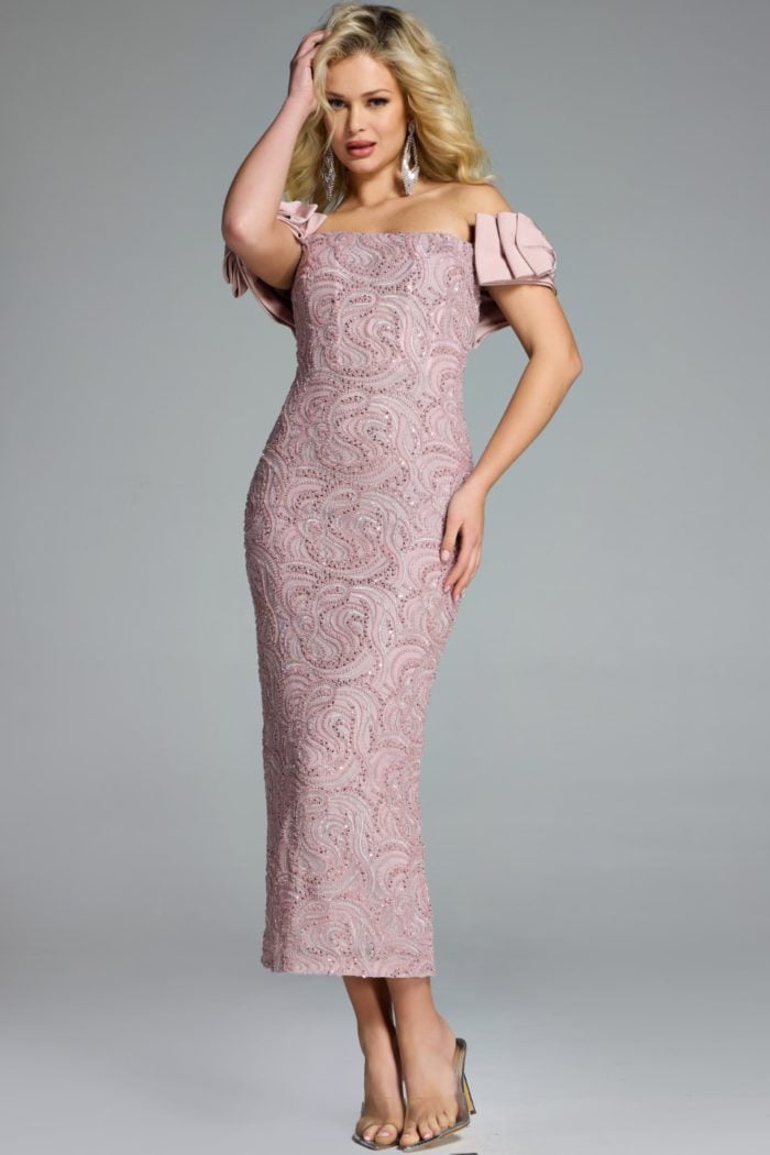 Model wearing Jovani dress 41044.