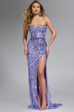 Model wearing Jovani dress 46714.