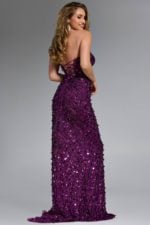 Model wearing Jovani dress 46714.