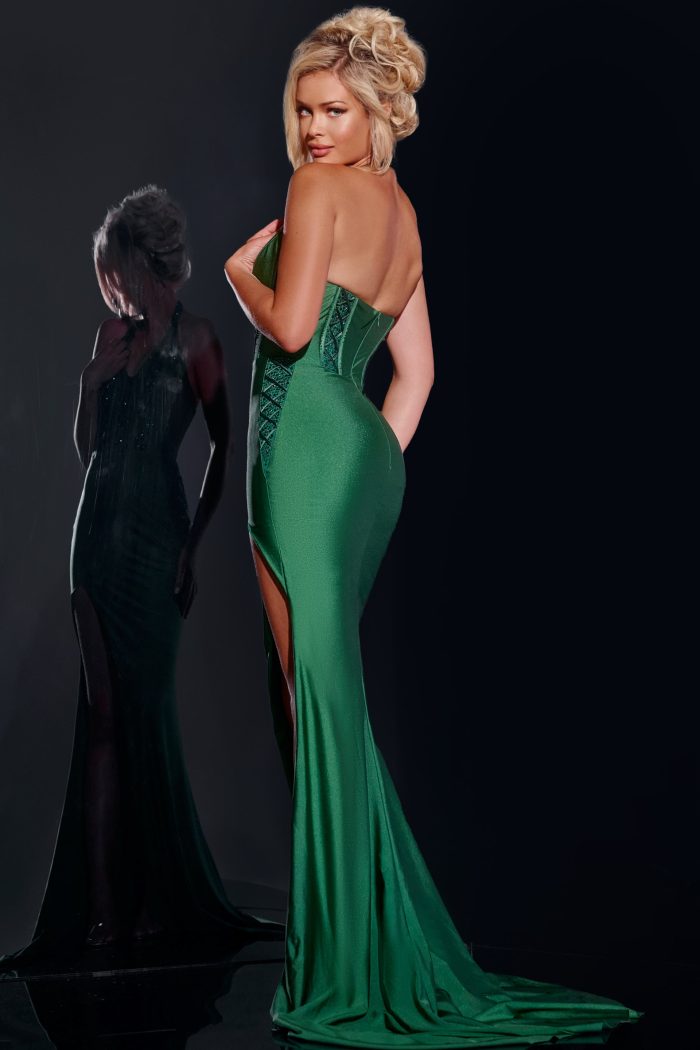 Jovani model wearing dress style D5034