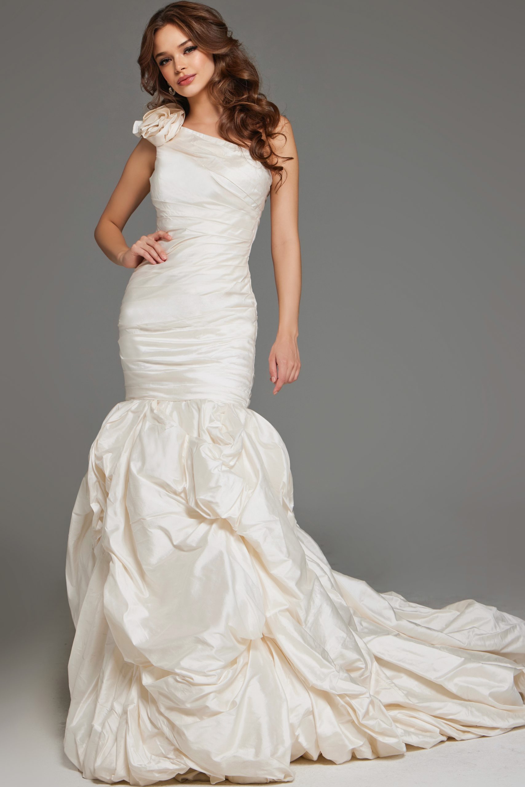 One-Shoulder Mermaid Wedding Gown with Dramatic Train JB07179