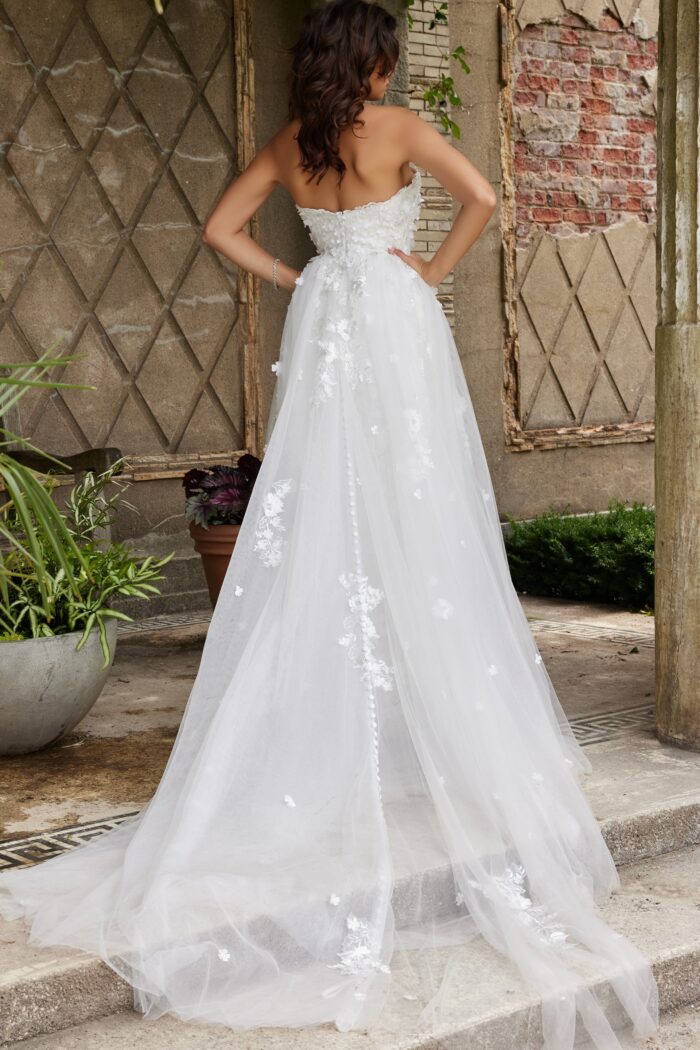 Model wearing Sweetheart Neckline Dress with Tulle Overlay JB07452