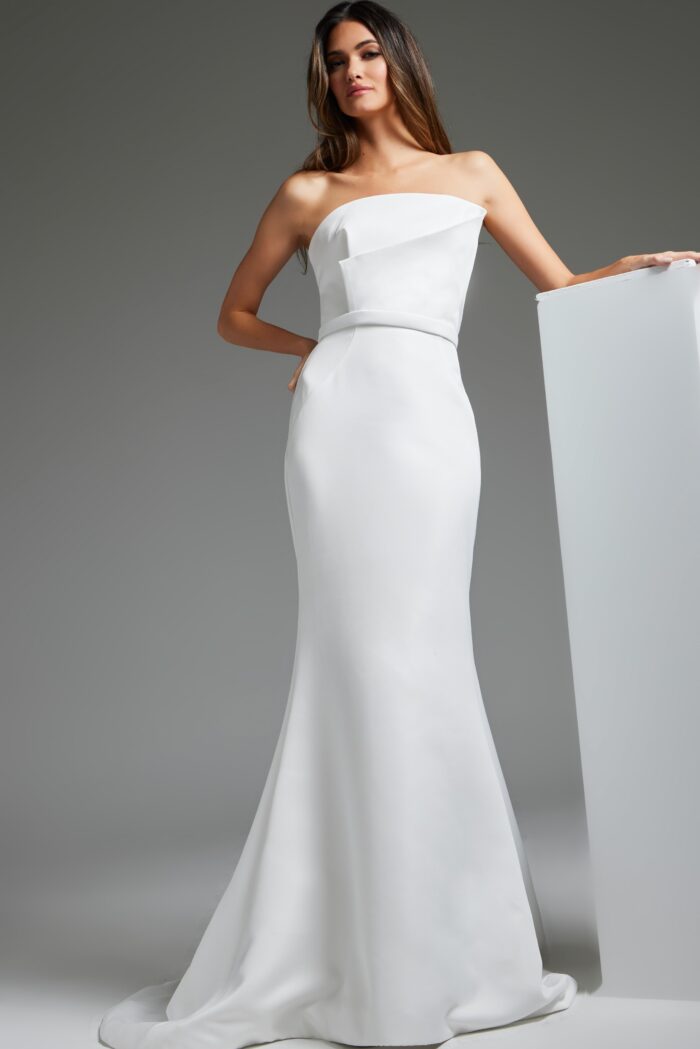 Model wearing Off White Sheath Simple Bridal Dress JB40597