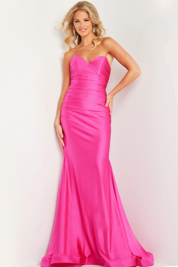 Model wearing Fuchsia Strapless Fitted Dress 37006