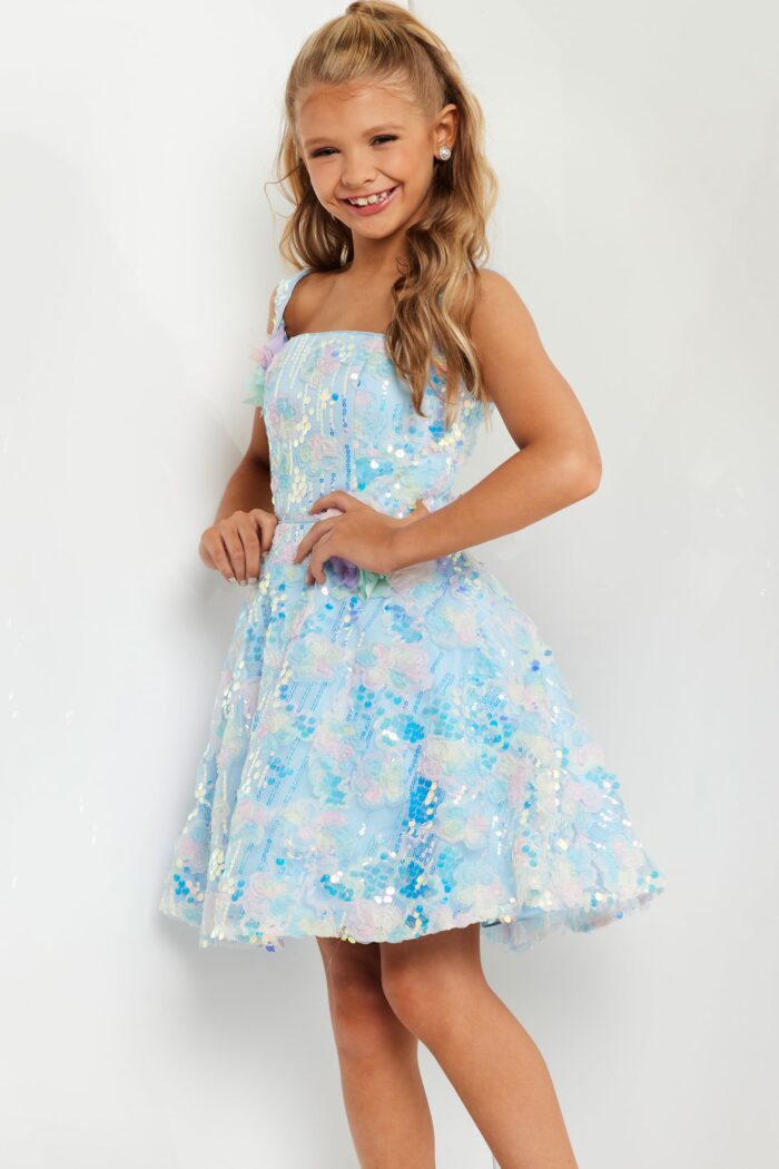 Model wearing Blue Floral Fit and Flare Short Dress K23956