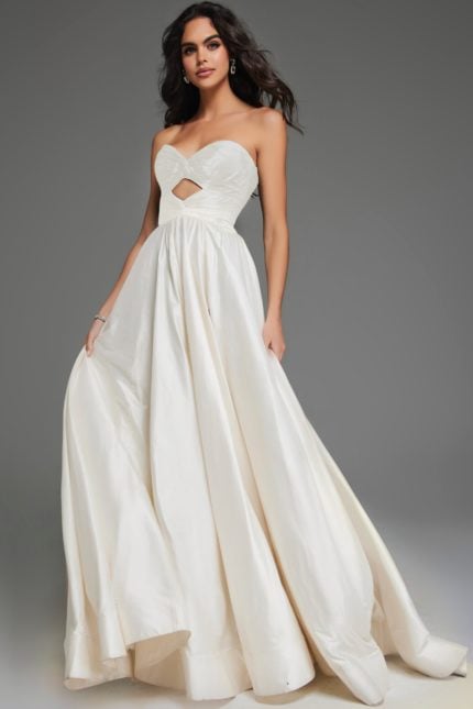 model wearing S67083 white elegant gown with sweetheart neckline and A-line silhouette